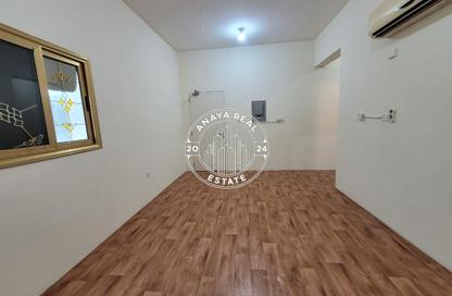 Apartment - 2 Bedrooms - 1 Bathroom for rent in Madinat Khalifa South - Madinat Khalifa - Doha