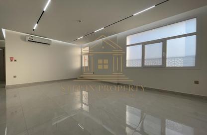 Apartment - 2 Bedrooms - 3 Bathrooms for rent in Al Najda Street - Madinat Khalifa North - Madinat Khalifa - Doha Apartment - 2 Bedrooms - 3 Bathrooms for rent in Al Najda Street - Madinat Khalifa North - Madinat Khalifa - Doha