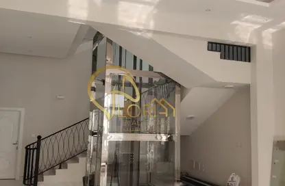 فيلا - 8 غرف نوم للبيع في فلل عين خالد - عين خالد - الدوحة