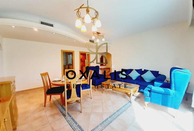 1028692 - Property Image 2