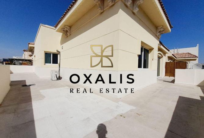 1028692 - Property Image 3