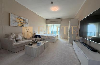 Apartment - Studio - 1 Bathroom for rent in Viva West - Viva Bahriyah - The Pearl Island - Doha