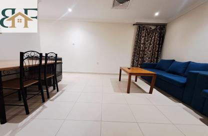 Apartment - 1 Bedroom - 1 Bathroom for rent in Umm Ghwailina Comm - Umm Ghuwalina - Umm Ghuwailina - Doha