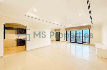 Apartment - 2 Bedrooms - 3 Bathrooms for rent in East Porto Drive - Porto Arabia - The Pearl Island - Doha