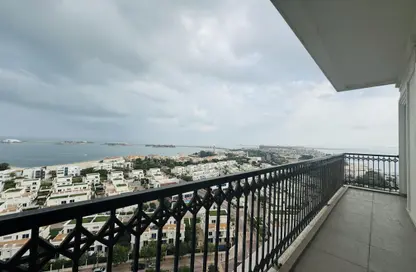 Apartment - 2 Bedrooms - 4 Bathrooms for rent in Floresta Gardens - Floresta Gardens - The Pearl Island - Doha