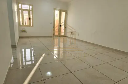 Compound - 3 Bedrooms - 4 Bathrooms for rent in Bu Hamour Street - Abu Hamour - Doha