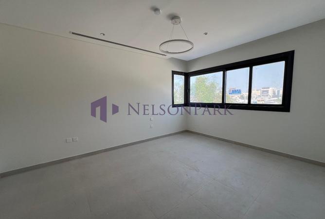 52270680 - Property Image 3