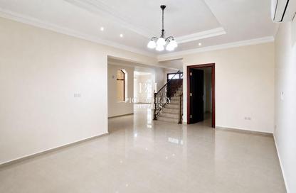 Villa - 4 Bedrooms - 4 Bathrooms for rent in Bab Al Rayyan - Muraikh - AlMuraikh - Doha