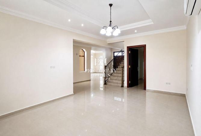 54979418 - Property Image 2