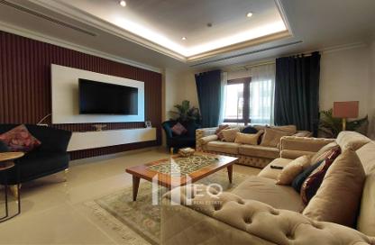 Apartment - 1 Bedroom - 2 Bathrooms for rent in East Porto Drive - Porto Arabia - The Pearl Island - Doha