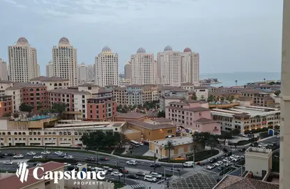 Apartment - 1 Bedroom - 2 Bathrooms for rent in West Porto Drive - Porto Arabia - The Pearl Island - Doha