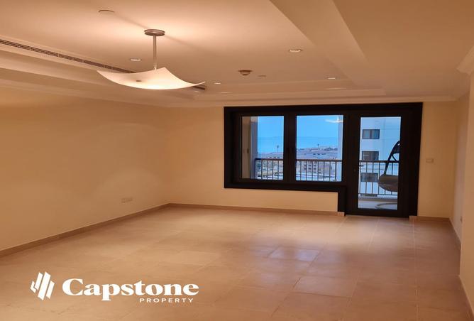 1012372 - Property Image 2