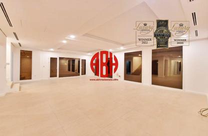 Villa - 4 Bedrooms - 5 Bathrooms for rent in West Bay Lagoon Villas - West Bay Lagoon - West Bay Lagoon - Doha