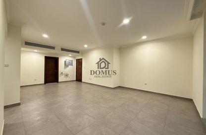 Apartment - 3 Bedrooms - 2 Bathrooms for rent in Thabit Bin Zaid Street - Al Mansoura - Doha