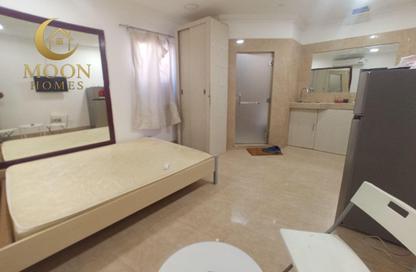 Apartment - Studio - 1 Bathroom for rent in Umm Ghuwailina 4 - Umm Ghuwailina - Doha Apartment - Studio - 1 Bathroom for rent in Umm Ghuwailina 4 - Umm Ghuwailina - Doha