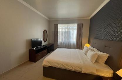 Hotel Apartments - 2 Bedrooms - 3 Bathrooms for rent in West Bay Tower - West Bay - West Bay - Doha