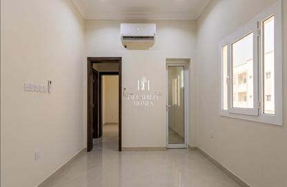 Apartment - 2 Bedrooms - 2 Bathrooms for rent in Mirqab Mall - Al Mirqab Al Jadeed - Doha