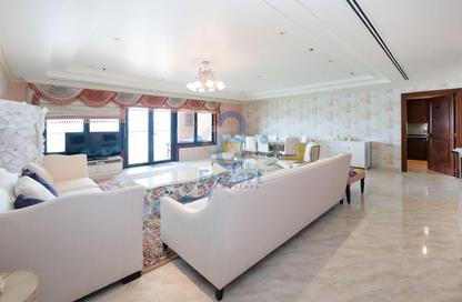 Apartment - 3 Bedrooms - 4 Bathrooms for rent in East Porto Drive - Porto Arabia - The Pearl Island - Doha Apartment - 3 Bedrooms - 4 Bathrooms for rent in East Porto Drive - Porto Arabia - The Pearl Island - Doha