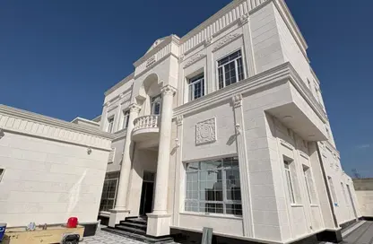 فيلا - 7 غرف نوم - 5 حمامات للبيع في الوكير - الوكير - الوكرة