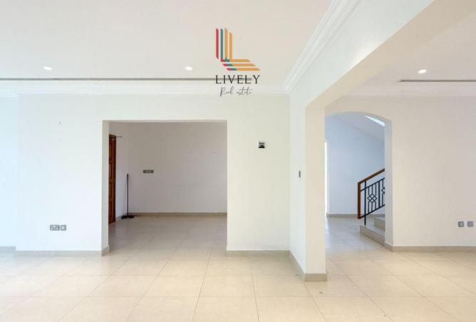 1022393 - Property Image 3