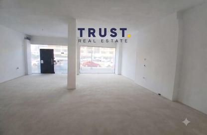 Retail - Studio for rent in Al Sadd Road - Al Sadd - Doha Retail - Studio for rent in Al Sadd Road - Al Sadd - Doha
