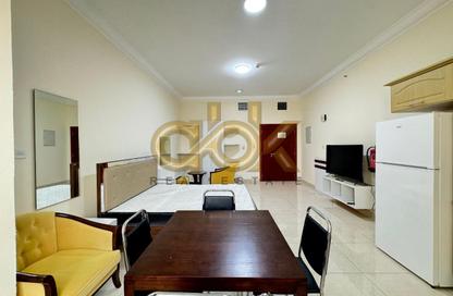 Apartment - Studio - 1 for rent in Al Sadd Road - Al Sadd - Doha Apartment - Studio - 1 for rent in Al Sadd Road - Al Sadd - Doha