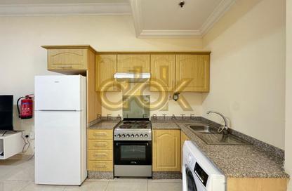 Apartment - Studio - 1 for rent in Al Sadd Road - Al Sadd - Doha Apartment - Studio - 1 for rent in Al Sadd Road - Al Sadd - Doha