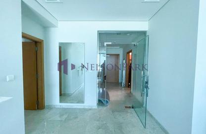 Apartment - 1 Bedroom - 2 Bathrooms for rent in Zig Zag Tower B - Zig Zag Towers - West Bay - Doha