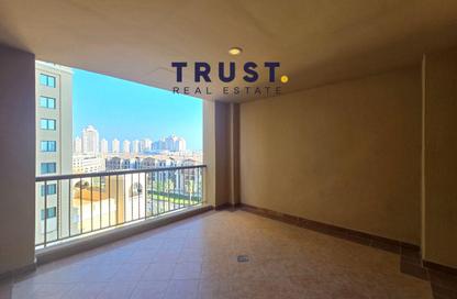 Apartment - 1 Bedroom - 2 Bathrooms for rent in West Porto Drive - Porto Arabia - The Pearl Island - Doha