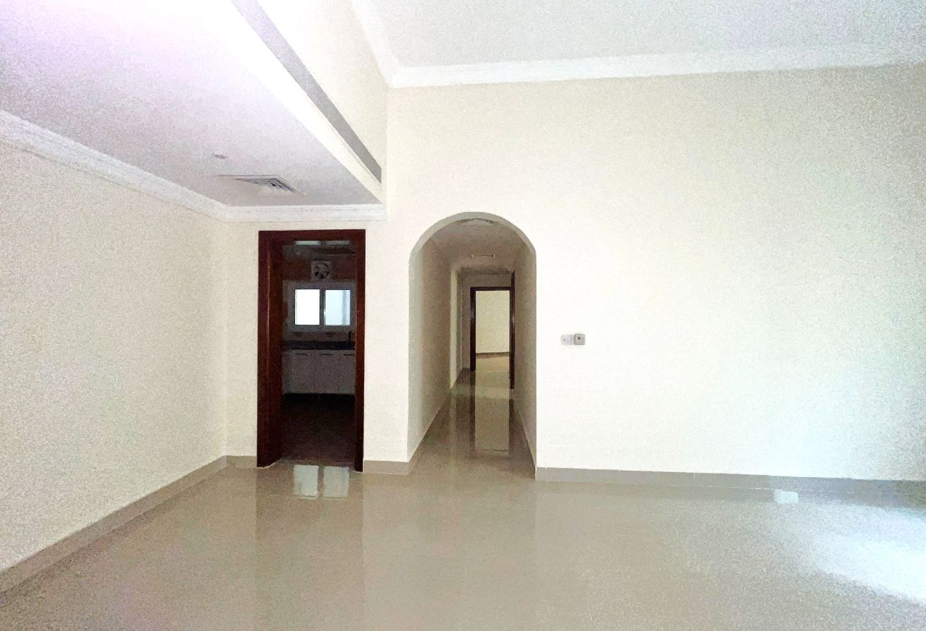 UNFURNISHED 2 BHK | CENTRALIZED AC | NEAR METRO - apartment in Salaja Street