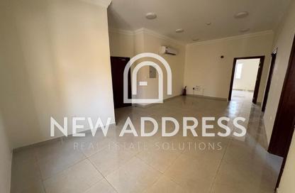 Apartment - 2 Bedrooms - 3 Bathrooms for rent in Fereej Kulaib - Doha