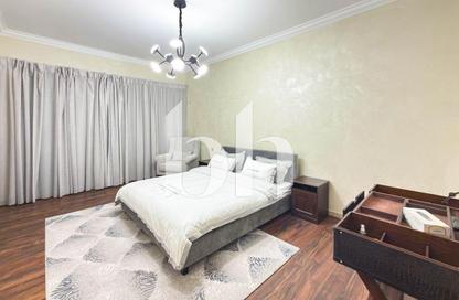 Apartment - 3 Bedrooms - 5 Bathrooms for sale in Tower 10 - Porto Arabia - The Pearl Island - Doha Apartment - 3 Bedrooms - 5 Bathrooms for sale in Tower 10 - Porto Arabia - The Pearl Island - Doha