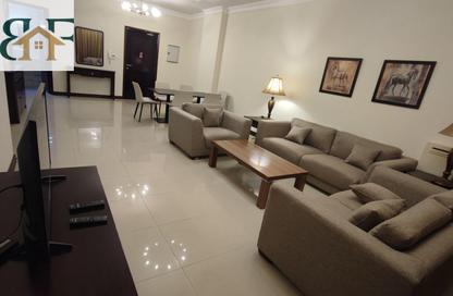 Apartment - 2 Bedrooms - 2 Bathrooms for rent in Al Sadd - Doha