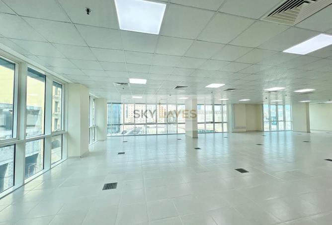 987887 - Property Image 2