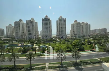 Apartment - 3 Bedrooms - 4 Bathrooms for rent in Giardino Apartments - The Pearl Island - Doha