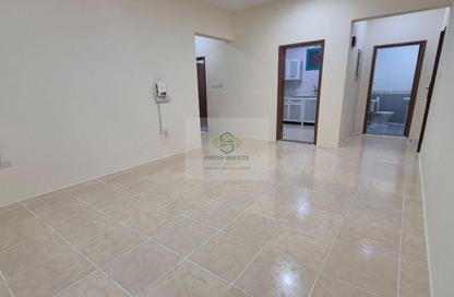 Apartment - 2 Bedrooms - 2 Bathrooms for rent in Umm Ghwailina Comm - Umm Ghuwalina - Umm Ghuwailina - Doha