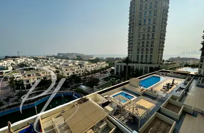 Apartment - 2 Bedrooms - 3 Bathrooms for rent in Floresta Gardens - Floresta Gardens - The Pearl Island - Doha