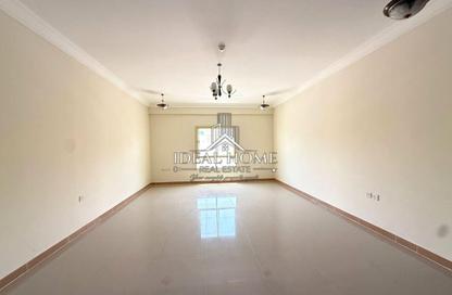 Apartment - 3 Bedrooms - 3 Bathrooms for rent in Al Mansoura - Al Mansoura - Doha