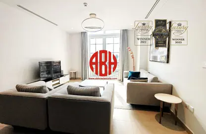 شقة - غرفة نوم - 2 حمامات للايجار في حدائق فلورستا - حدائق فلورستا - جزيرة اللؤلؤة - الدوحة