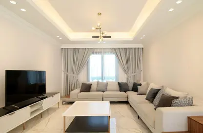 Apartment - 2 Bedrooms - 2 Bathrooms for rent in Giardino Gardens - Giardino Villas - The Pearl Island - Doha
