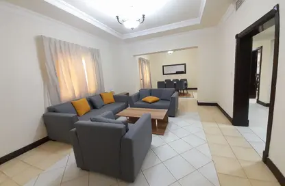 Apartment - 2 Bedrooms - 2 Bathrooms for rent in Al Mansoura - Al Mansoura - Doha
