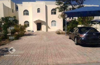 Villa - 4 - 5 for rent in Umm Al Seneem Street - Ain Khaled - Doha Villa - 4 - 5 for rent in Umm Al Seneem Street - Ain Khaled - Doha
