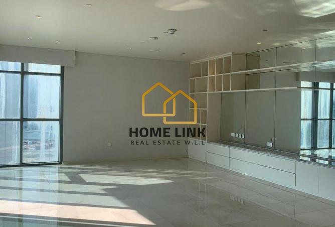 996017 - Property Image 2