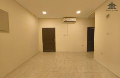 Apartment - 2 Bedrooms - 2 Bathrooms for rent in Muntazah 7 - Al Muntazah - Doha