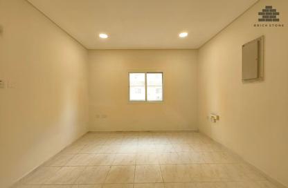 Apartment - 2 Bedrooms - 2 Bathrooms for rent in Muntazah 7 - Al Muntazah - Doha