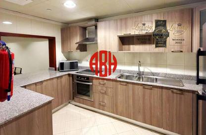 Apartment - 1 Bedroom - 2 Bathrooms for rent in West Porto Drive - Porto Arabia - The Pearl Island - Doha