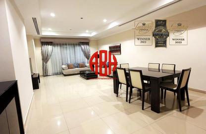 Apartment - 1 Bedroom - 2 Bathrooms for rent in West Porto Drive - Porto Arabia - The Pearl Island - Doha