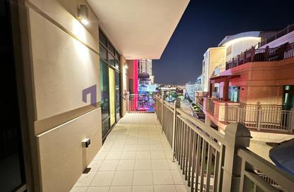 Townhouse - 2 Bedrooms - 3 Bathrooms for rent in Abraj Bay - Abraj Quartiers - The Pearl Island - Doha