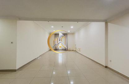 Apartment - 3 - 2 for rent in Al Bida'a Tower - Corniche Road - Corniche Road - Doha
