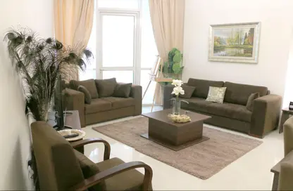 Apartment - 2 Bedrooms - 2 Bathrooms for rent in West Bay - West Bay - Doha
